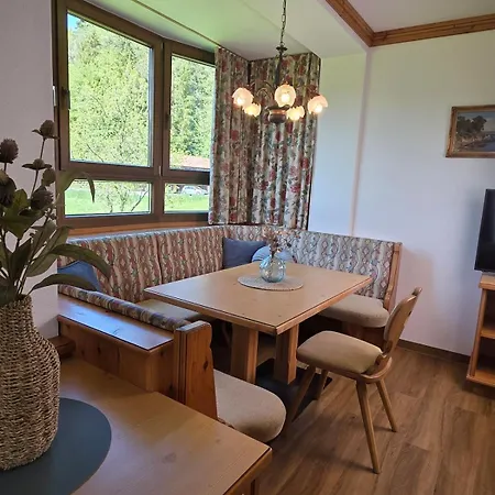 Gemuetliches Alpen-apartment 4 In Woernsmuehl *
