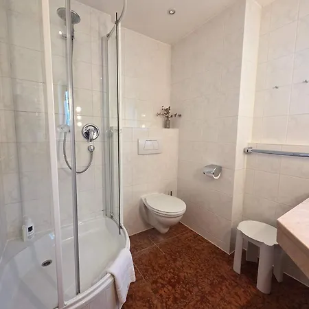 Gemuetliches Alpen-apartment 4 In Woernsmuehl Fischbachau